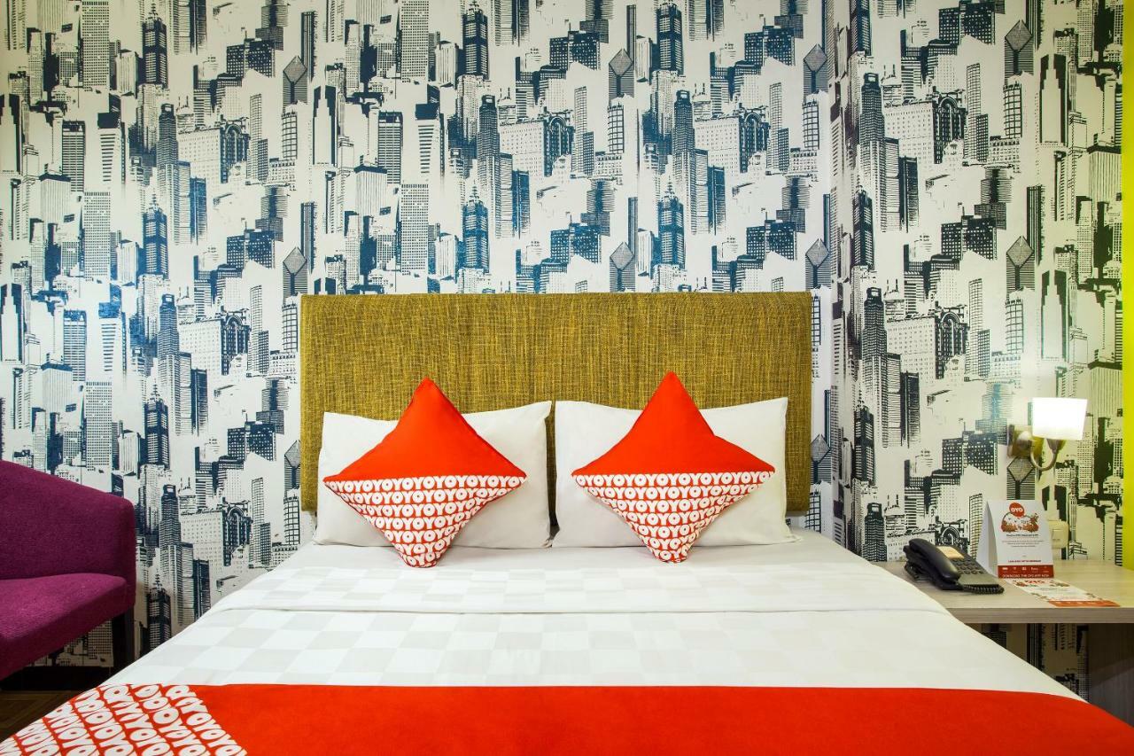 Oyo 119 Belvena Hotel Джакарта Екстериор снимка